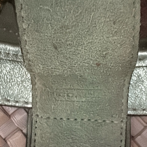 Coach Elegant Green and Tan Woven Women's Bag - Picture 3 of 10